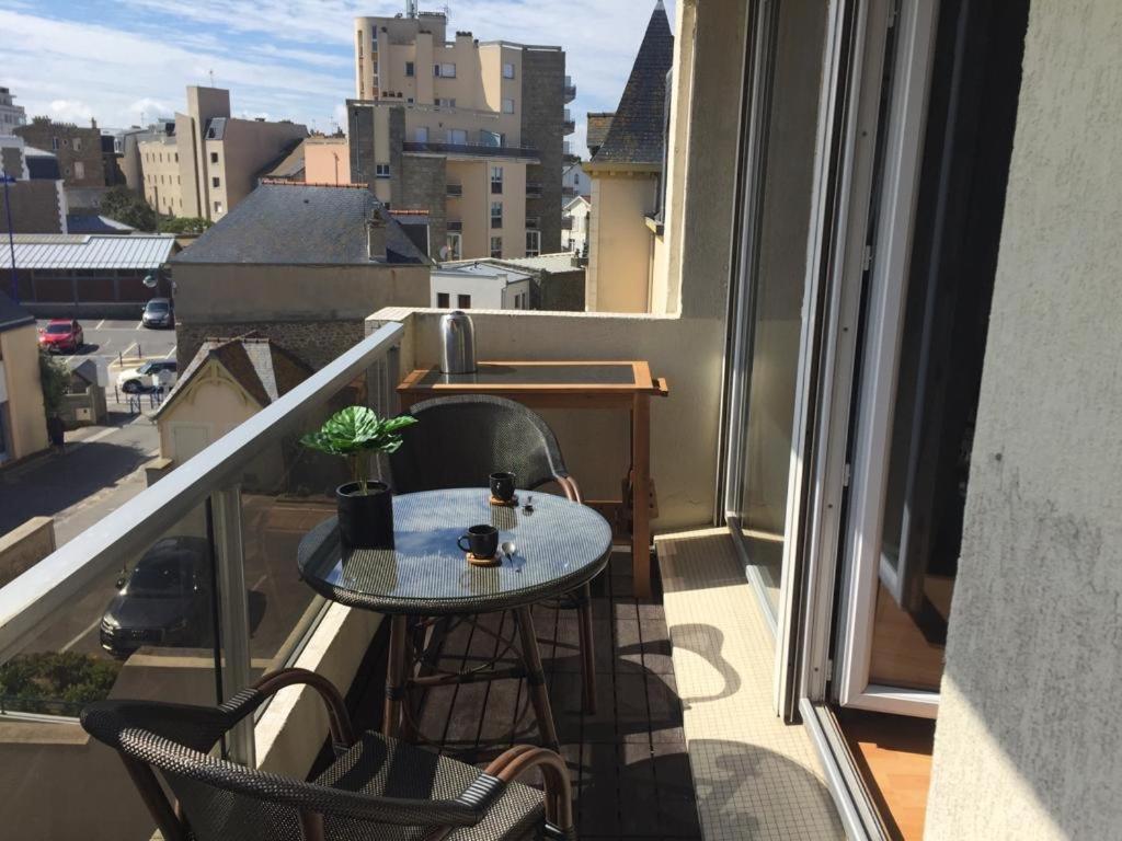 Appartement les pieds dans l'eau - Résidence sur la plage Saint-Malo Exterior foto